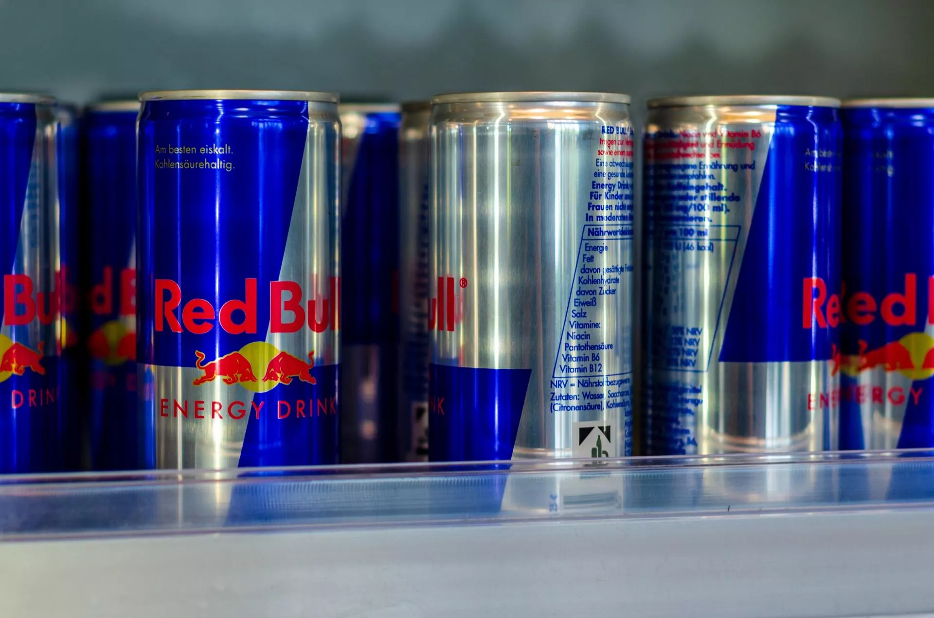 Red Bull zniknie z półek jednej z największych sieci handlowych? Spór się zaostrza