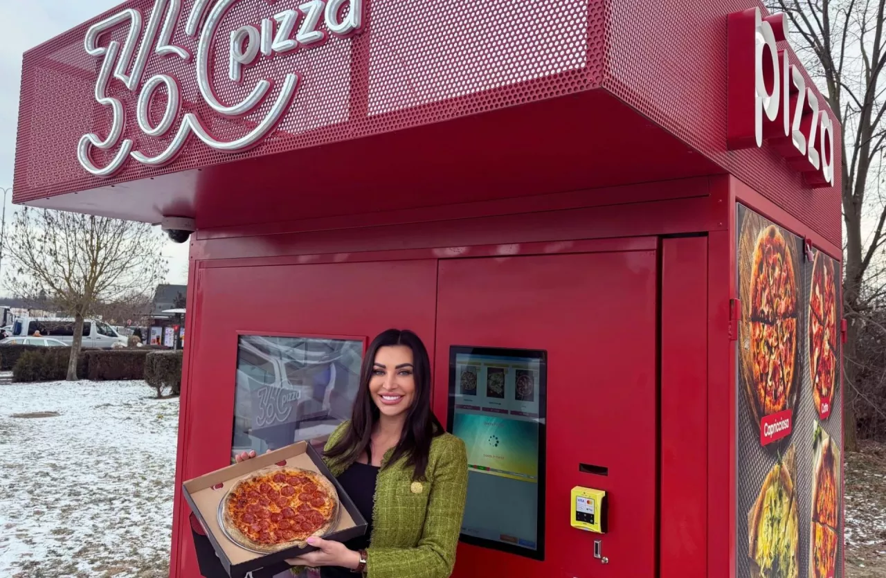 Pizzamat 360pizza (Źródło: Agnieszka Bobrukiewicz/LI)