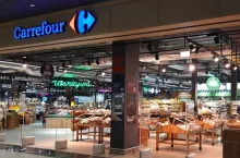 Sklep sieci Carrefour (fot. Shutterstock)