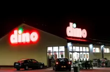 Związkowcy żądają 900 zł podwyżek dla pracowników Dino. Stawiają ultimatum gigantowi (Fot. Shutterstock)