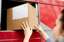 Polski e-commerce odbija po chudych latach. Boom na zakupy z drugiej ręki [Raport] (fot. Canva)