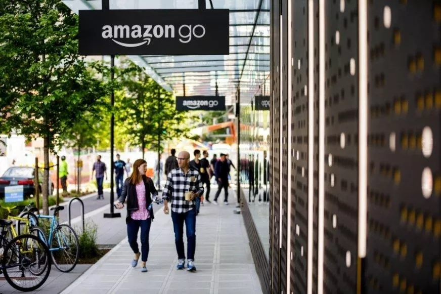 Amazon zamyka sklepy Amazon Go i Amazon Fresh. Gigant już wie, czym je zastąpi?
