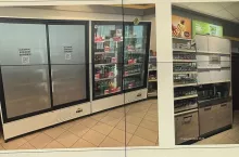 Sprzedaż bezwitrynowa na stacjach paliw (fot. Popihn)