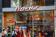 Pizza Hut pod presją. Zamknięcia restauracji i pytania o przyszłość w Polsce (fot. Shutterstock)