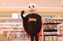 Kary UOKiK dla Biedronki przekraczają miliard. Analityk wyjaśnia skutki (fot. Biedronka)