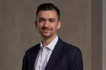Robert Pernak objął stanowisko dyrektora ds. polityki cenowej w Pepco, Na nowym stanowsiku będzie odpowiadać za strategię, wspierając dalszy rozwój spółki (fot. Linkedin-robert-pernak)