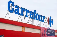 Carrefour na sprzedaje 480 sklepów w Rumunii. Przejmie je Pavăl Holding (fot. Shutterstock)