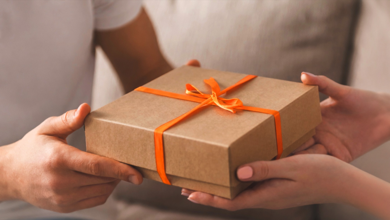 Walentynkowe hity. Co trafia do koszyków 14 lutego? (fot. materiały prasowe)