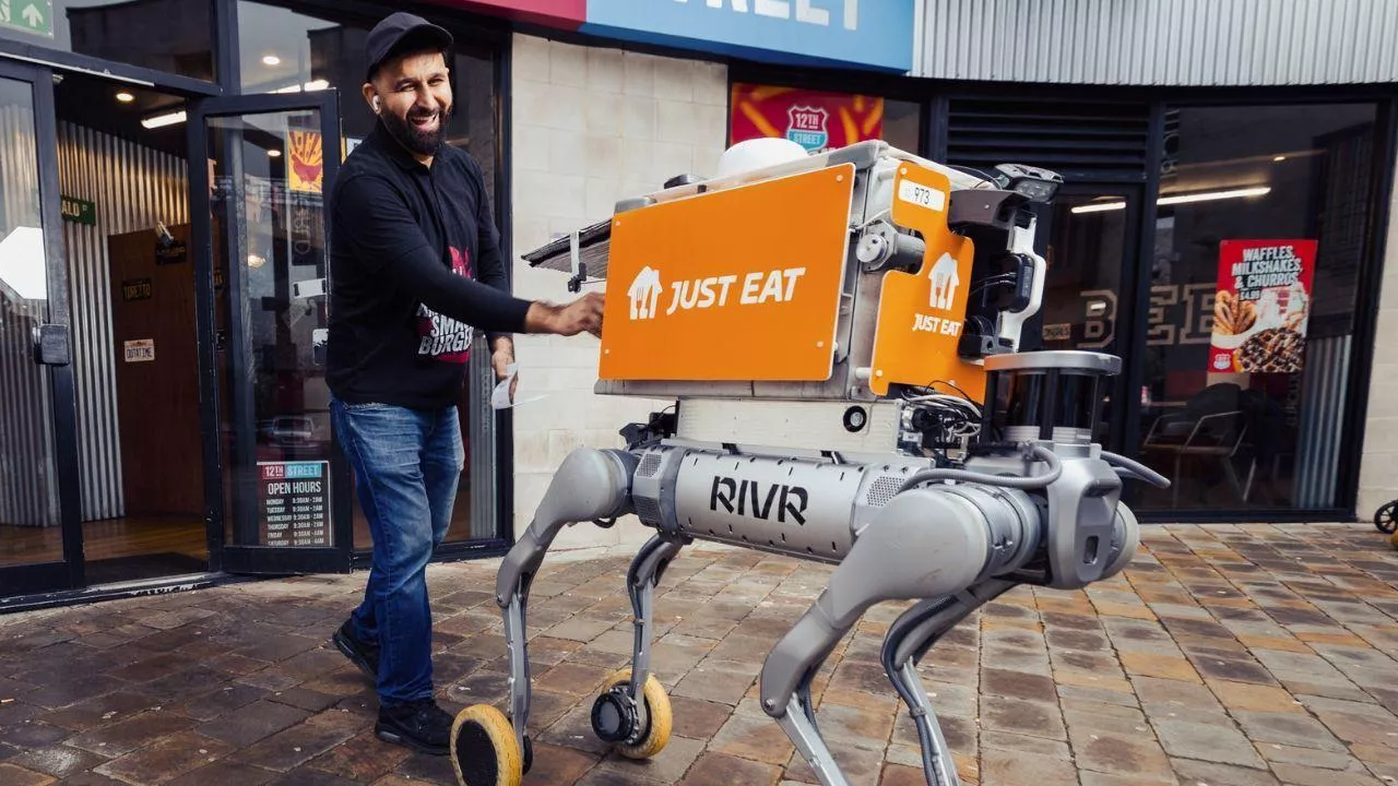 Rewolucja w dostawach. Just Eat testuje roboty dostawcze (fot. Just Eat)
