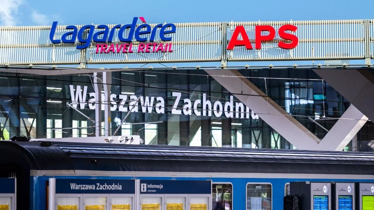 Rozpędzona lokomotywa handlowa Lagardère wjeżdża na dworce kolejowe