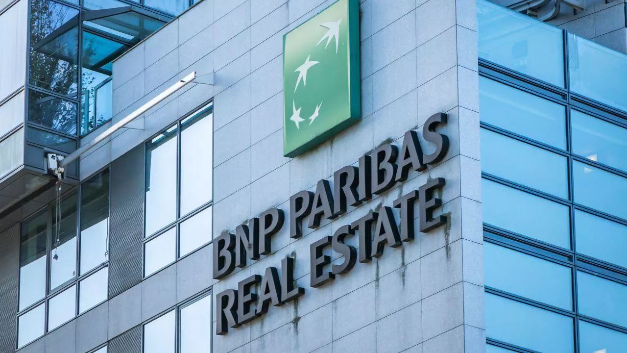 2025 najlepszym rokiem dla rynku nieruchomości handlowych od dekady wg BNP Paribas Real Estate. (fot. Shutterstock)