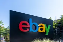 eBay przejmuje konkurenta Vinted. Kultowy Depop sprzedany ”tylko” za 1,2 mld USD. (fot. Shutterstock)