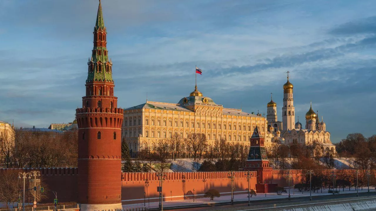 Rosjanie płacą za jedzenie coraz więcej. Skutki wojny napastniczej odczuwalne przez konsumentów (fot. Shutterstock)