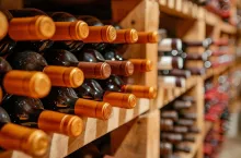 Wina bezalkoholowe to motor napędowy grupy Ambra (fot. canva)