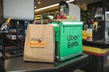 Biedronka i Uber Eats rozszerzają współpracę (fot. Biedronka)