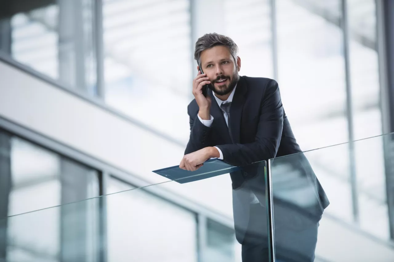 Cyfrowa karta SIM w biznesie: jak wirtualne rozwiązania zmieniają handel i e-commerce