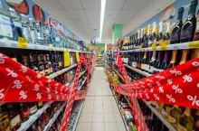 Polska 2050 chce podwyżki akcyzy na alkohol (fot. Shutterstock)