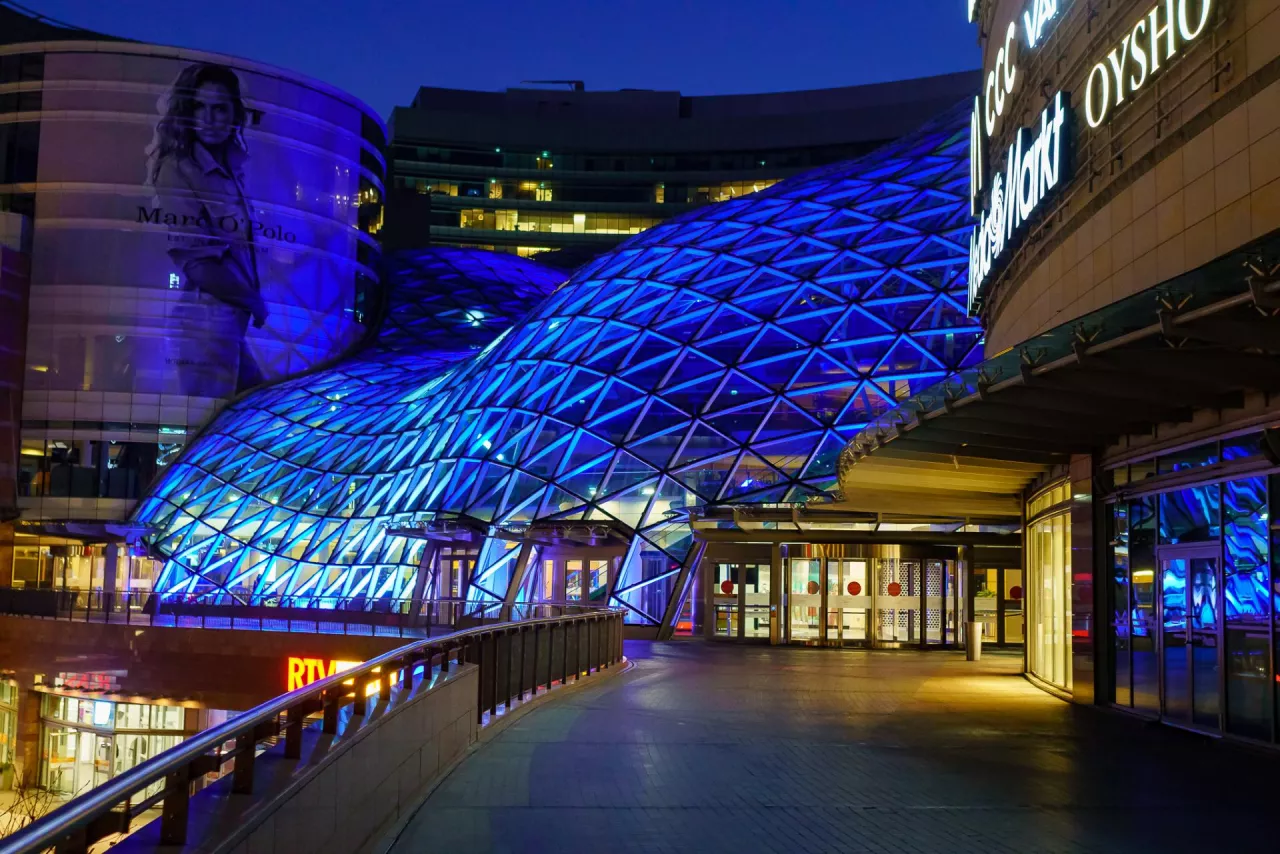 Centrum handlowe Złote Tarasy w Warszawie (Cushman &amp; Wakefield)