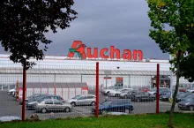  Auchan otwiera 8 nowych hipermarketów w Polsce. LISTA miast (fot. Szymon Pelc/Shutterstock)