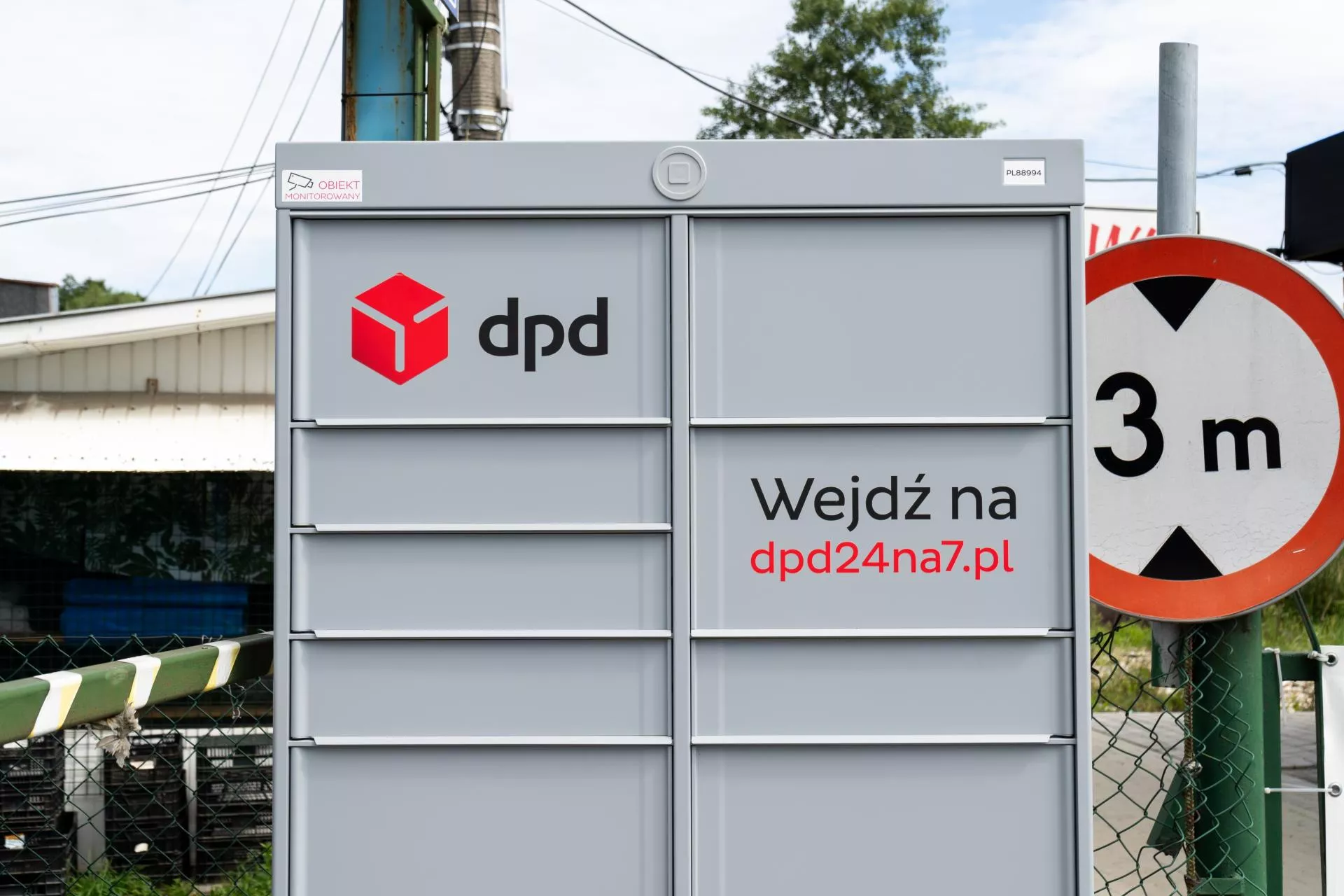 Właściciel DPD obsługuje coraz więcej paczek, ale płaci za to marżą