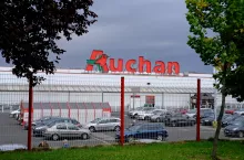 Na zdj. sklep sieci Auchan w Rybniku (fot. Szymon Pelc/Shutterstock)