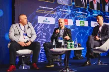 Debata o handlu pod presją kosztów na Retail Trends 2026 (fot. wiadomoscihandlowe.pl)