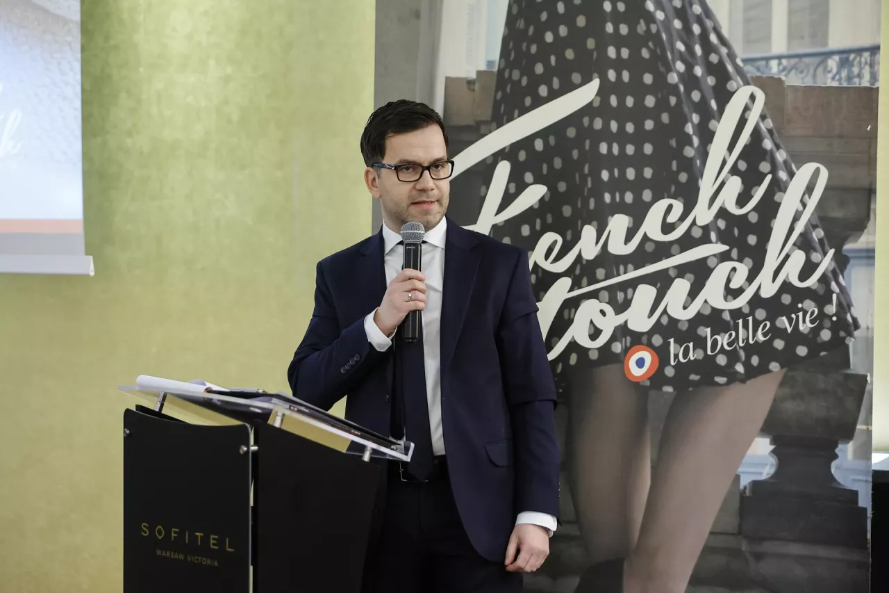 Paweł Gadawski, commercial food director w Carrefour Polska na konferencji prasowej informującej o French Touch w 2026 r. (Fot. Paweł Wrzecion/AKPA)