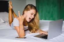 Gen Z zmienia handel. Liczą się wartości i transparentność(fot. Shutterstock)