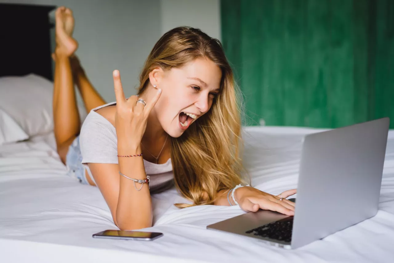 Gen Z zmienia handel. Liczą się wartości i transparentność(fot. Shutterstock)