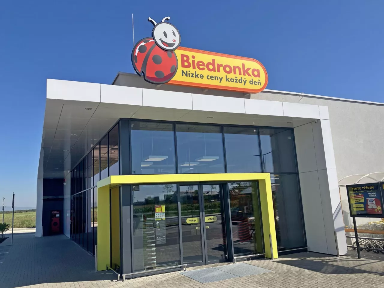 Flagowa Biedronka na Słowacji (fot. Sebastian Rennack)