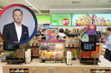 Tomasz Blicharski, Group Chief Strategy &amp; Development Officer, ujawnia kolejne kroki sieci (fot. Żabka)