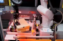 Zalando wdraża roboty AI w magazynach (fot. Zalando)
