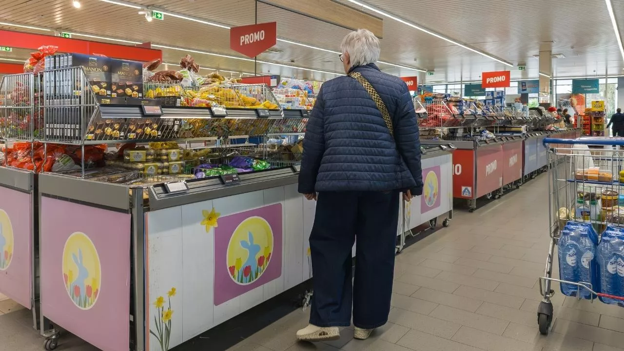 Rosnące koszty życia zmuszają konsumentów do precyzyjnego planowania wydatków przed nadchodzącą Wielkanocą (fot. Shutterstock)