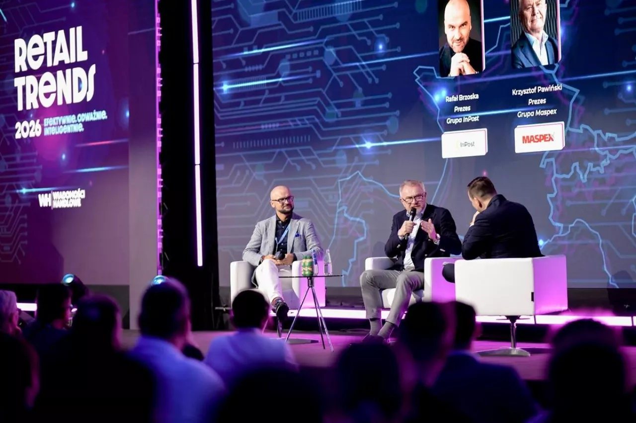 Rafał Brzoska i Krzysztof Pawiński podczas kongresu Retail Trends 2026 (fot. wiadomoscihandlowe.pl)
