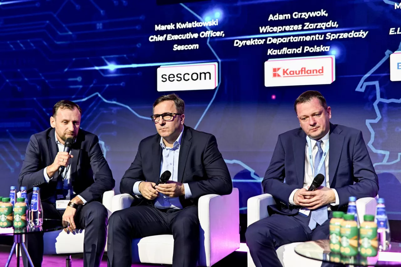 Adam Grzywok (mówi) na Retail Trends 2026 (fot. Wh)