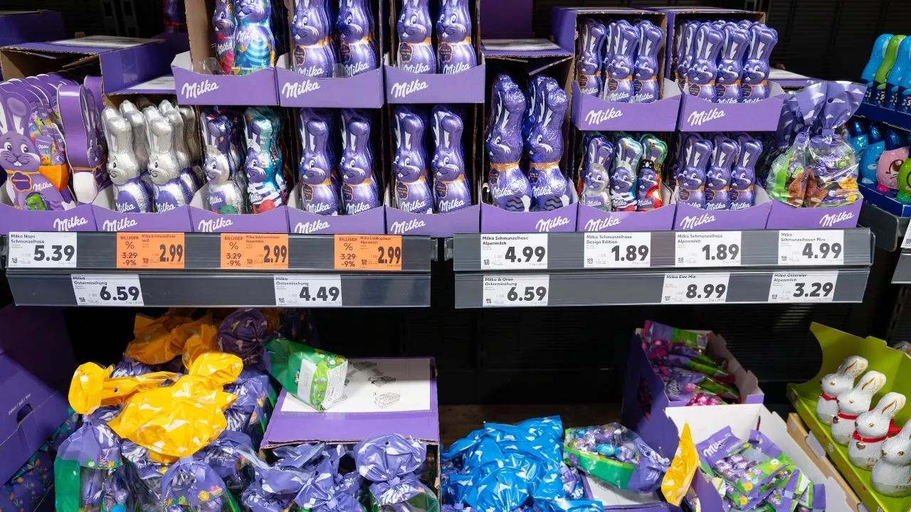 Wielkanoc 2026 upłynie pod znakiem promocji. Aż 85,3 proc. Polaków planuje kupować żywność na promocjach (fot. Shutterstock)