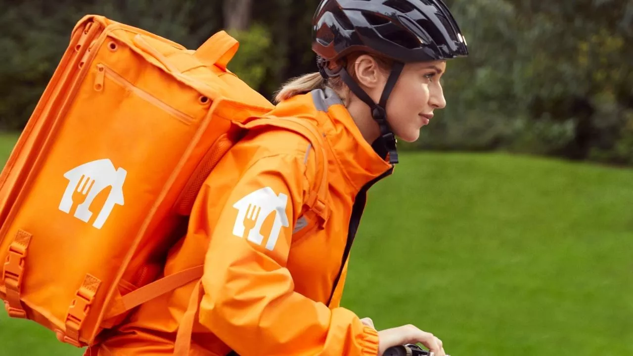 Pyszne.pl nawiązuje współpracę z Pink Shop (fot. mat. prasowe)