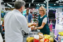 Dino, Eurocash, Biedronka liderami zatrudnienie OzN w handlu (fot. Shutterstock)