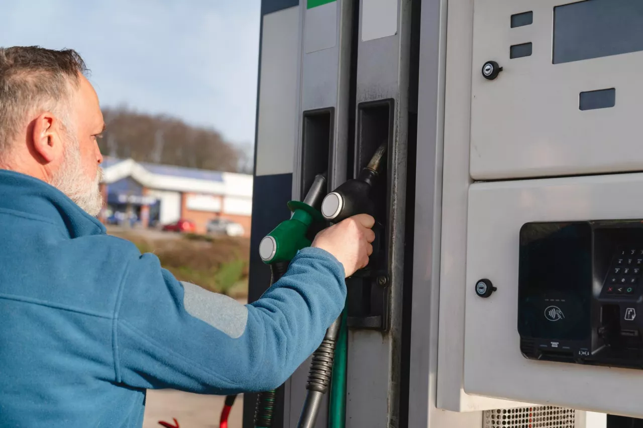 CPN uderza w stacje paliw. Marże pod presją (fot. Shutterstock)