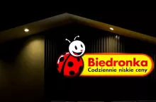 Biedronka Home nie żartuje z niskich cen. Przygotowała specjalne promocje (fot. Shutterstock)