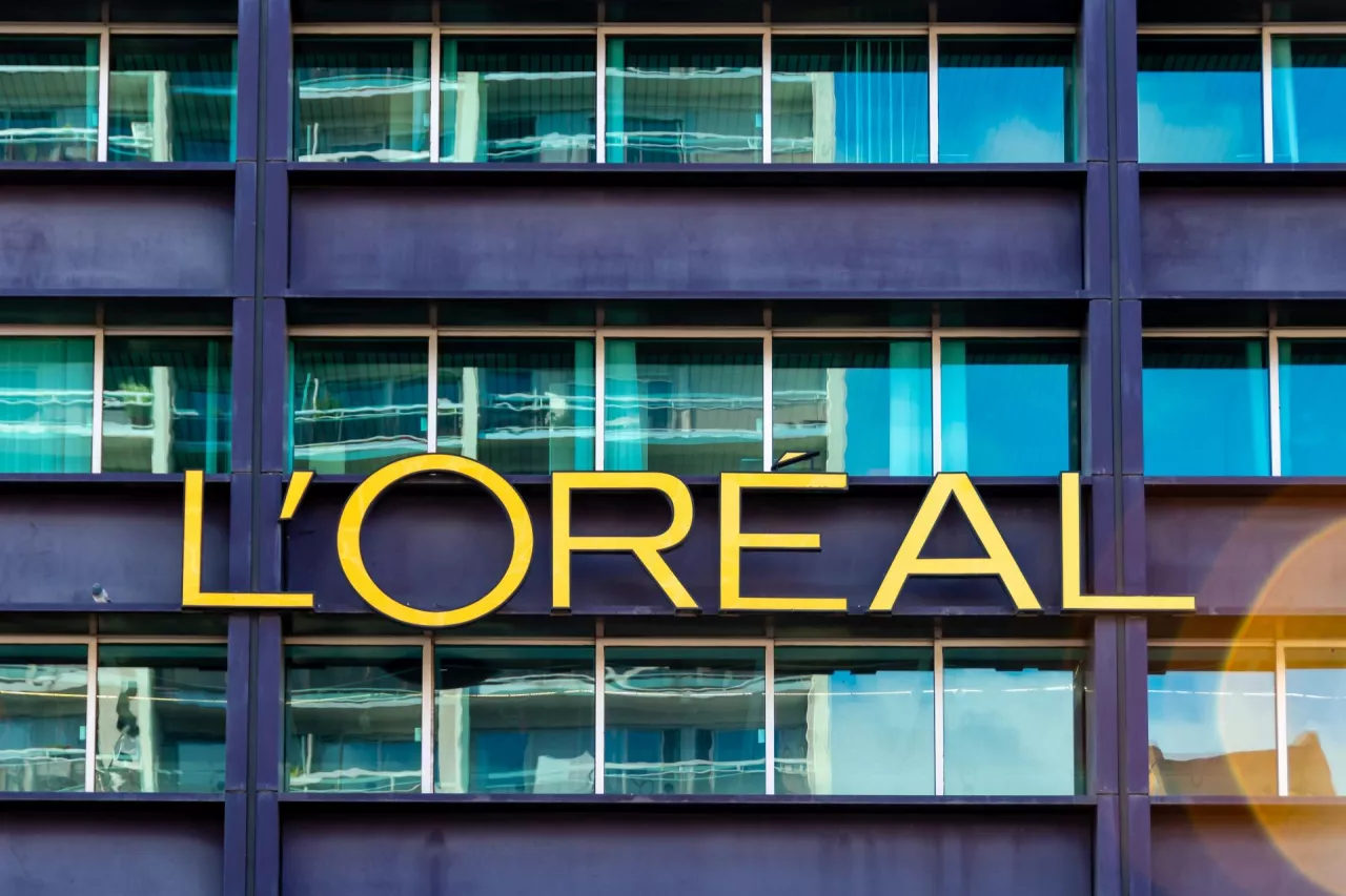L’Oréal przejmuje Kering Beauté i wzmacnia segment luksusowy (fot. Shutterstock)