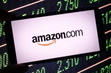 Amazon wprowadza dopłatę paliwowo-logistyczną (fot. Shutterstock)