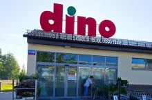 ”Tylko strajk zmieni postępowanie Dino”. Kasy mogą stanąć jeszcze przed majówką (fot. wiadomoscihandlowe.pl)
