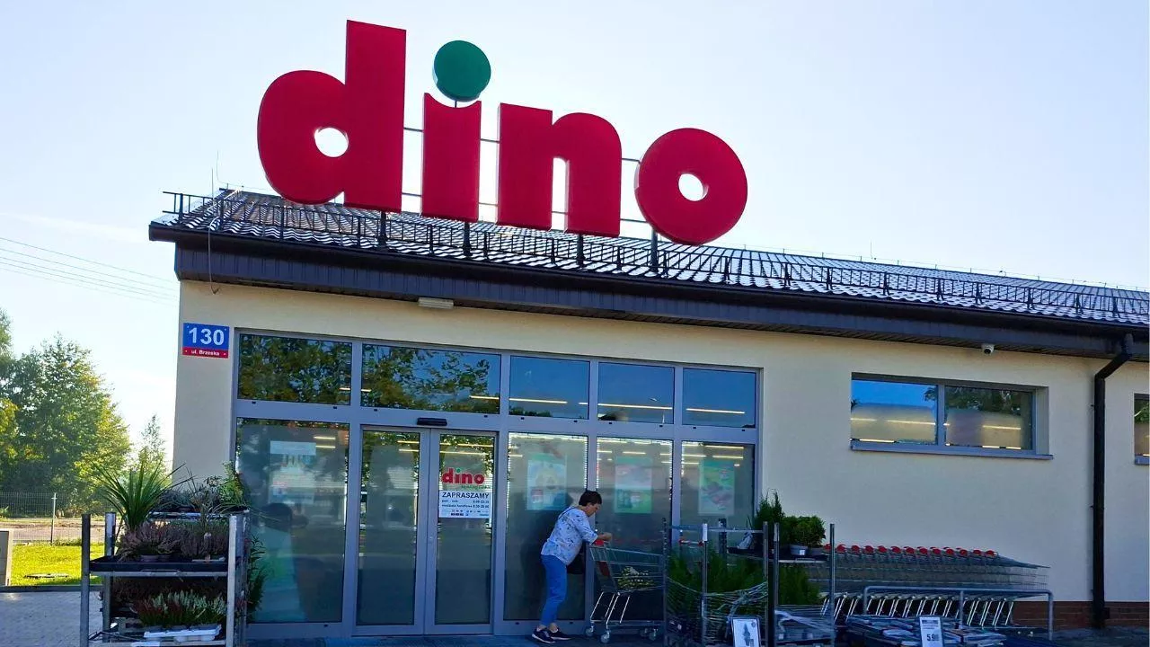 ”Tylko strajk zmieni postępowanie Dino”. Kasy mogą stanąć jeszcze przed majówką (fot. wiadomoscihandlowe.pl)