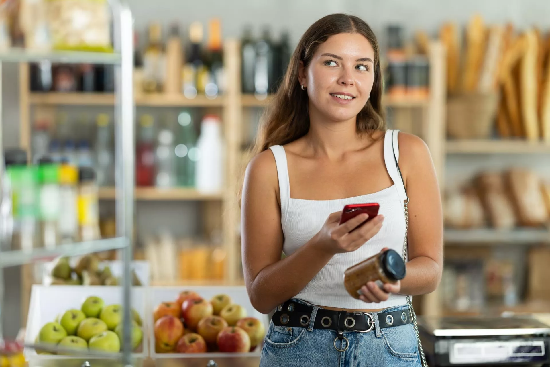 Młodzi zmieniają rynek żywności i chcą żyć wiecznie. Nowy trend wywraca strategie FMCG