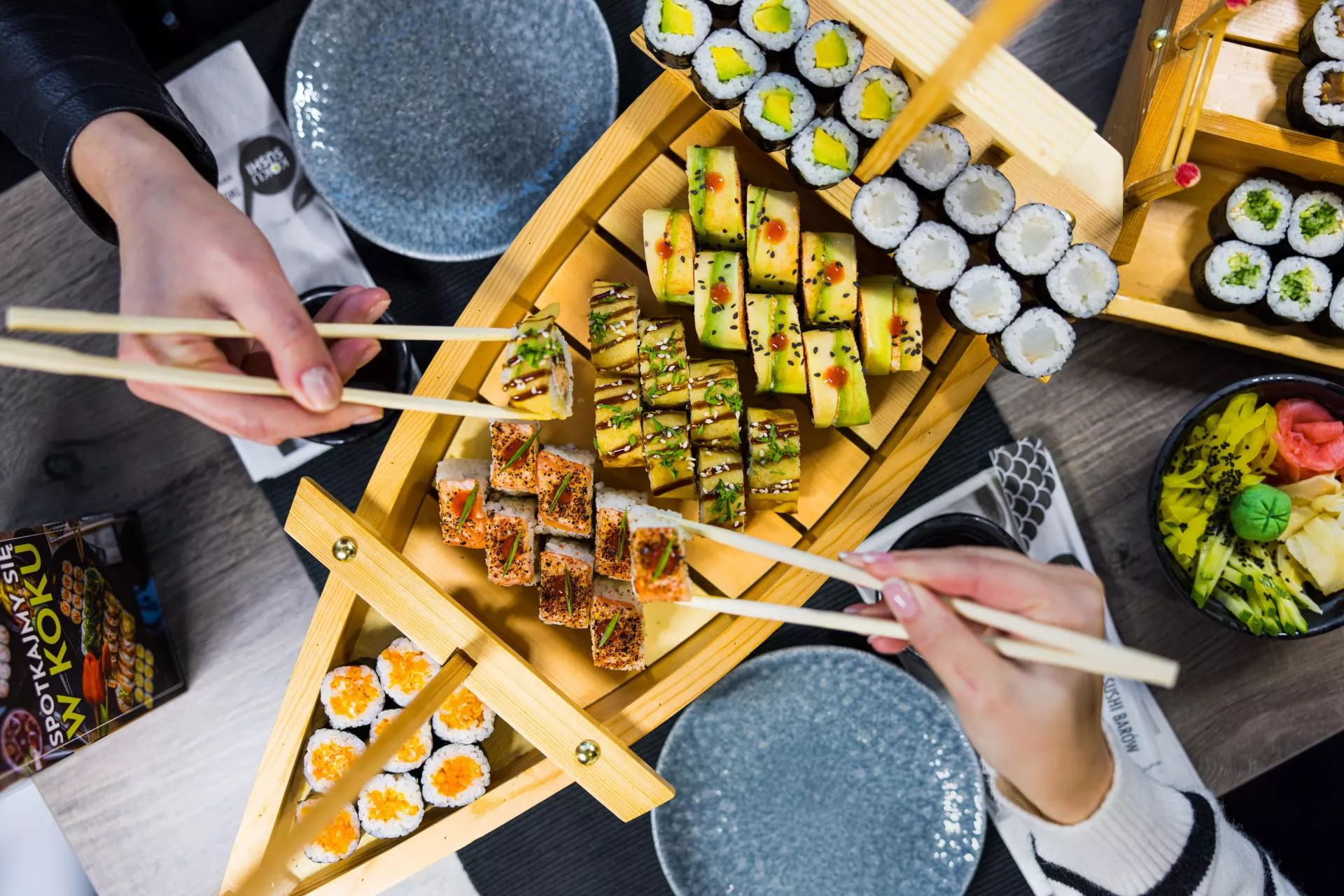 Właściciel japońskiej sieci restauracji przejmuje polskiego producenta sushi