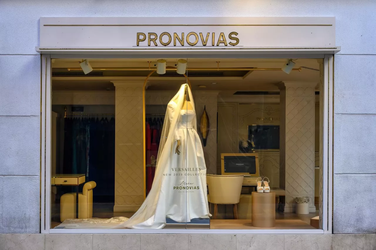 Pronovias na sprzedaż. Desigual i Enduring Ventures walczą o przejęcie (fot. Shutterstock)