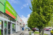 Oferta produktów sygnowanych markami własnymi w sieci Stokrotka zwiększyła się o ponad 35 proc. rdr. (fot. Shutterstock)