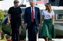 Na zdjęciu: Donald J. Trump, Melania Trump i ich syn Barron Trump