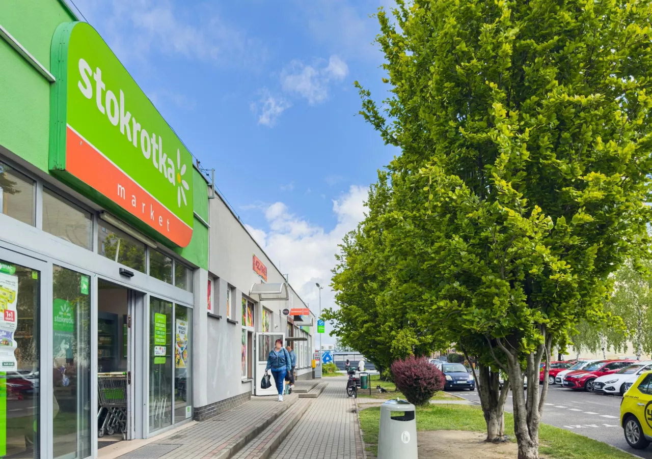 Oferta produktów sygnowanych markami własnymi w sieci Stokrotka zwiększyła się o ponad 35 proc. rdr. (fot. Shutterstock)